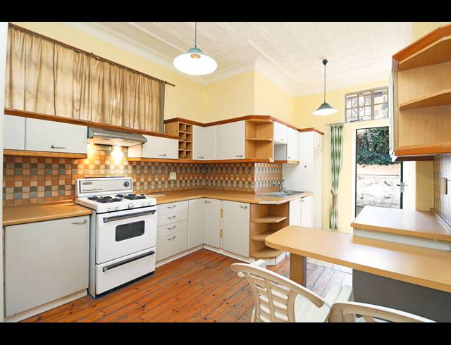 2 BEDROOM HOUSE FOR SALE IN AUCKLAND PARK